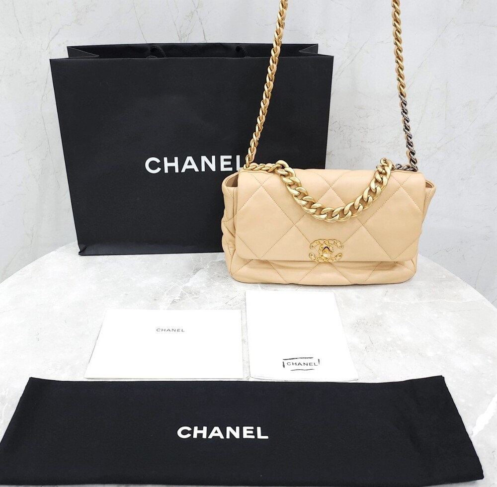 [럭스유] (새상품) 샤넬 19 플랩백 라지 램스킨 베이지 금장 신형내장칩 AS1161