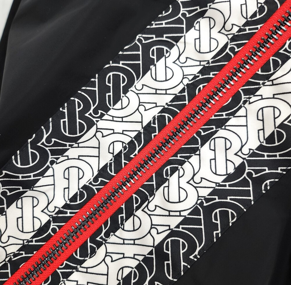 [럭스유] XL / 버버리 블랙 스트라이프 로고 후드 바람막이