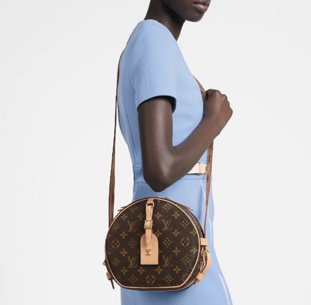 [럭스유] 루이비통 부아뜨샤포 수플 모노그램 크로스백 M45647