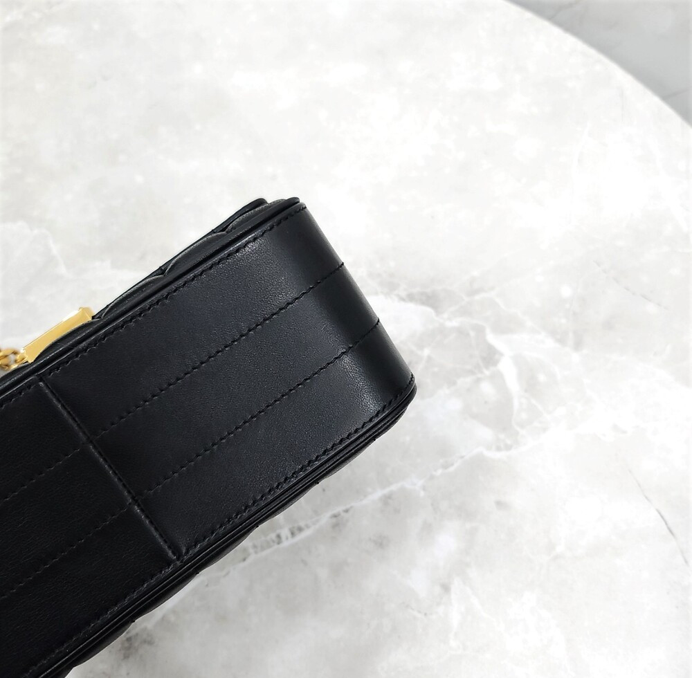 [럭스유] 생로랑 그랑 드 뿌드르 비키 레더 숄더백 미듐 532612