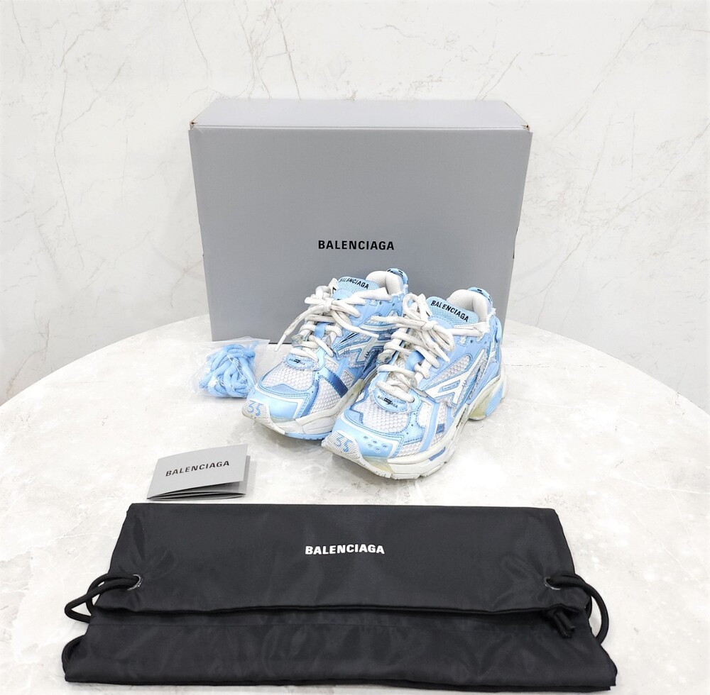 [럭스유] 35 / 발렌시아가 여성 블루 러너 스니커즈 677402