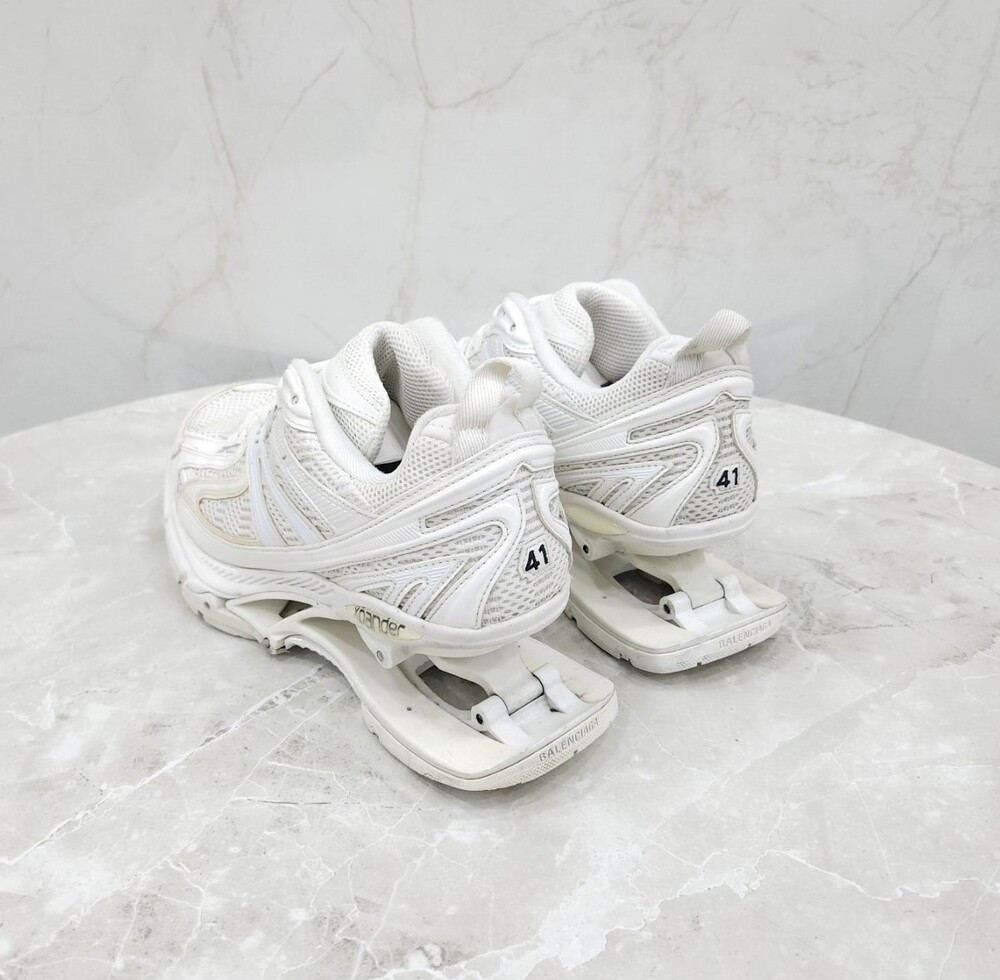 [럭스유] 41 / 발렌시아가 화이트 엑스펜더 스니커즈