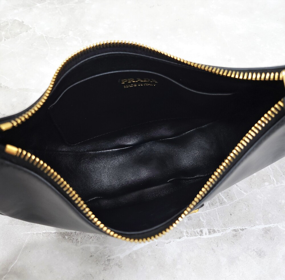 [럭스유] 프라다 아르케 스몰 가죽 숄더백 1BC194