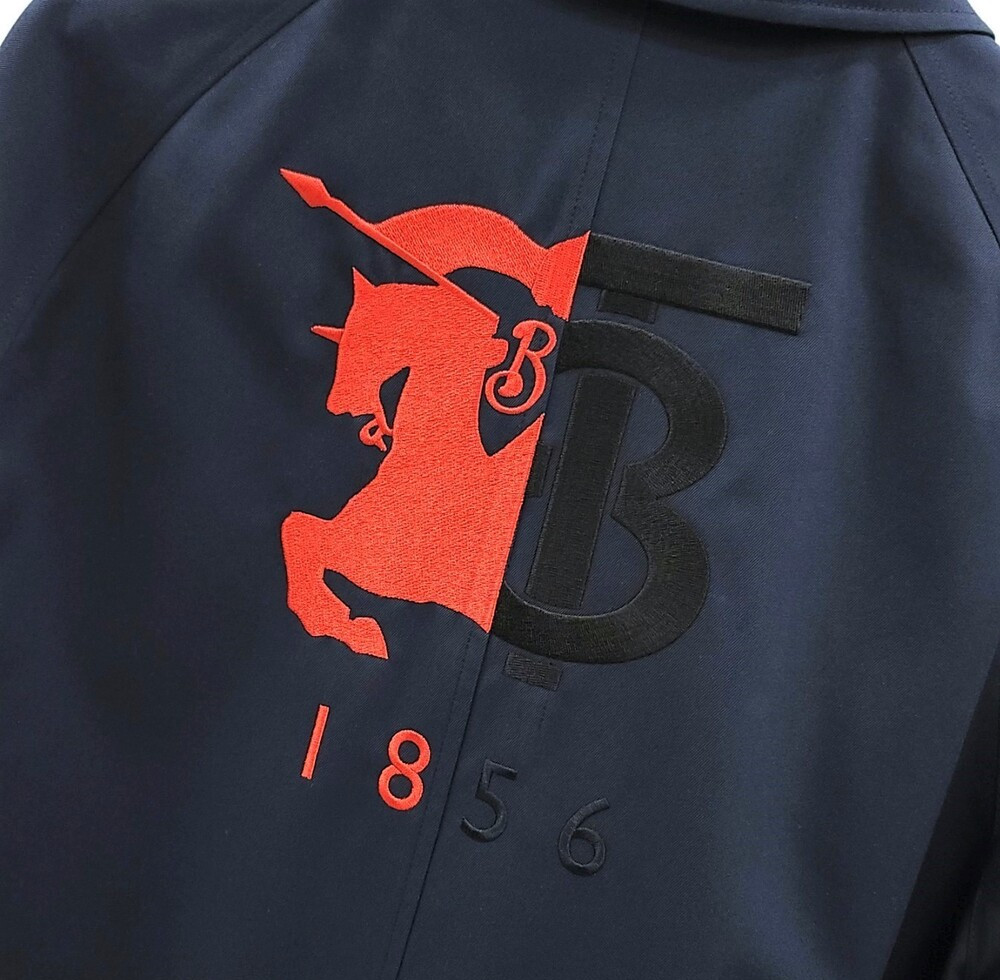 [럭스유] (새상품) 46 / 버버리 토마스 리미티드 TB자수 로고 트렌치코트