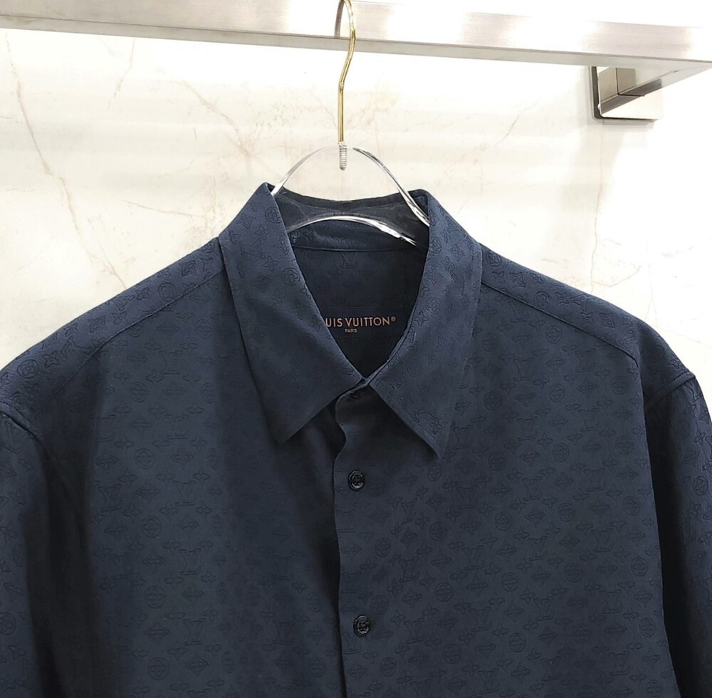[럭스유] L / 루이비통 모노그램 실크 블렌드 슬리브드 셔츠 1AFRNE