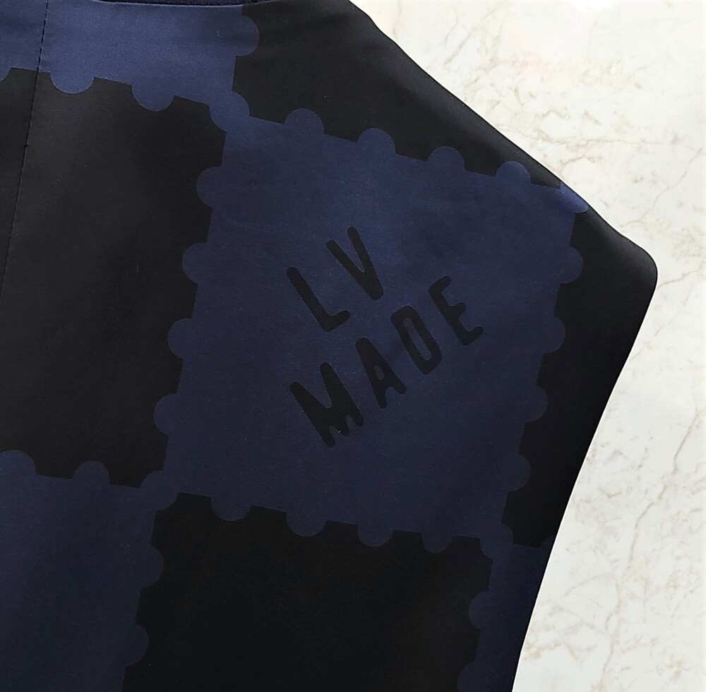 [럭스유] (새상품) 50 / 루이비통 X 니고 한정판 다미에 자이언트 베스트