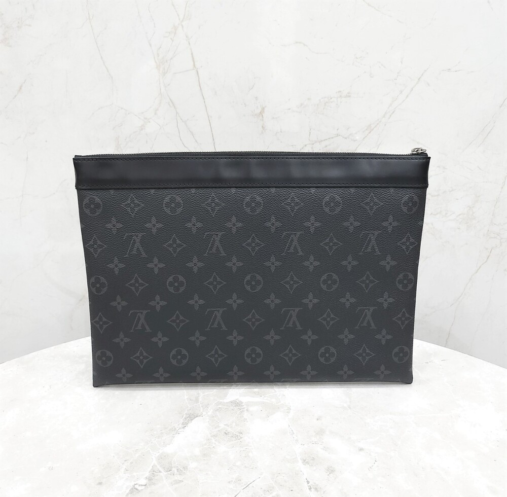 [럭스유] 루이비통 포쉐트 아폴로 디스커버리 클러치 M62291