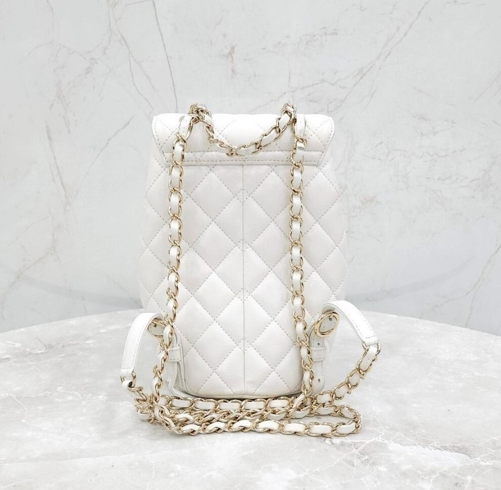 [럭스유] 샤넬 시즌 캐비어 투포켓 퀄팅 백팩 신형내장칩 AS3290