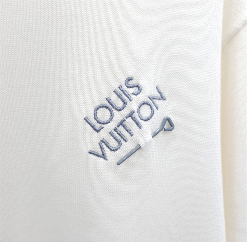 [럭스유] S / 루이비통 시그니처 쇼트슬리브 반팔 티셔츠 1AATX5