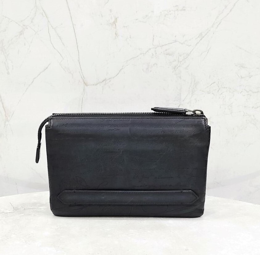 [럭스유] 벨루티 테르시오 스크리토 레더 파우치