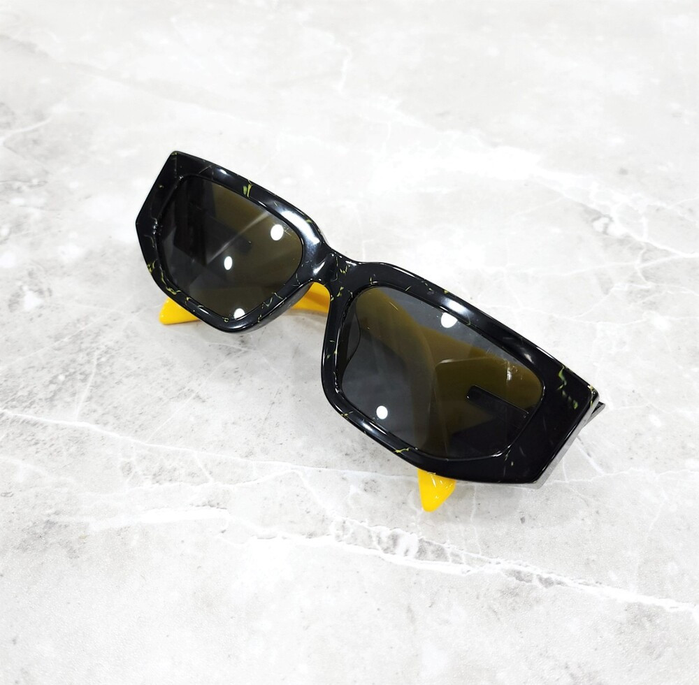 [럭스유] 프라다 삼각로고 선글라스