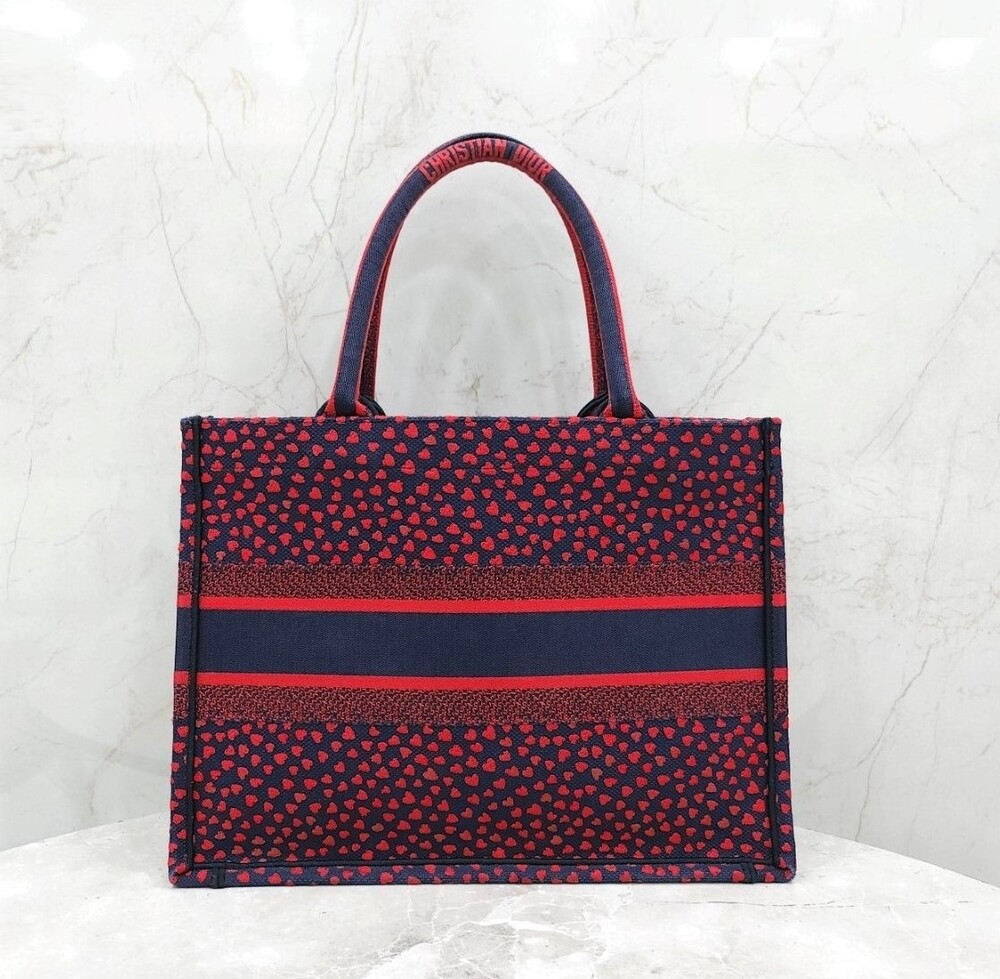 [럭스유] 디올 아이러브파리 북토트백 미디엄