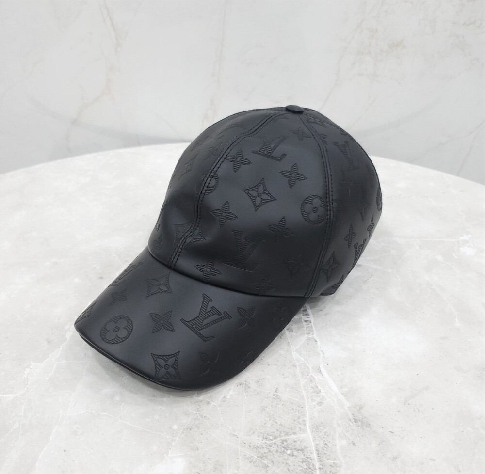 [럭스유] 62 / 루이비통 쉐도우 레더 모노그램 볼캡 M76985