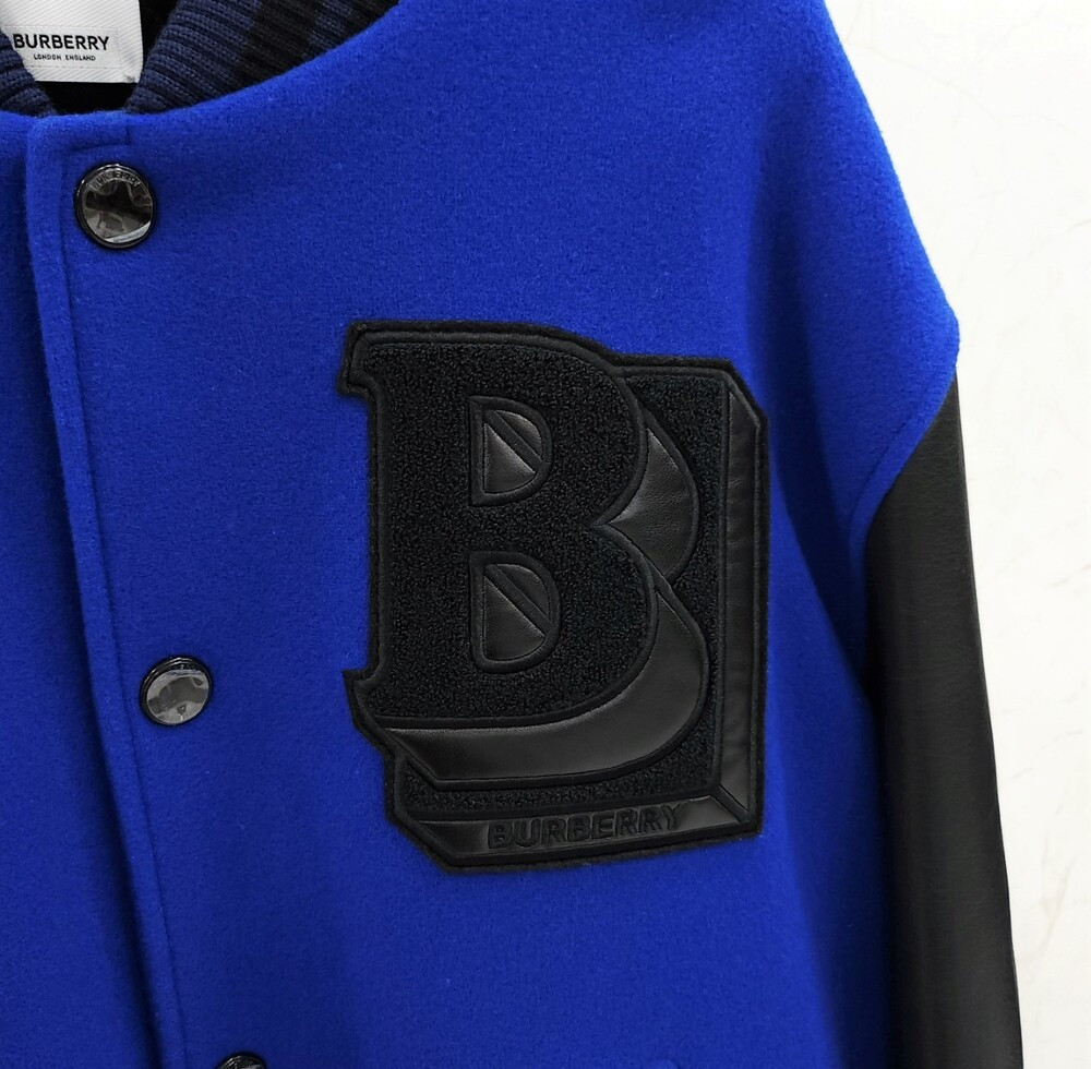[럭스유] 54 / 버버리 패치 디테일 TB로고 보머 자켓