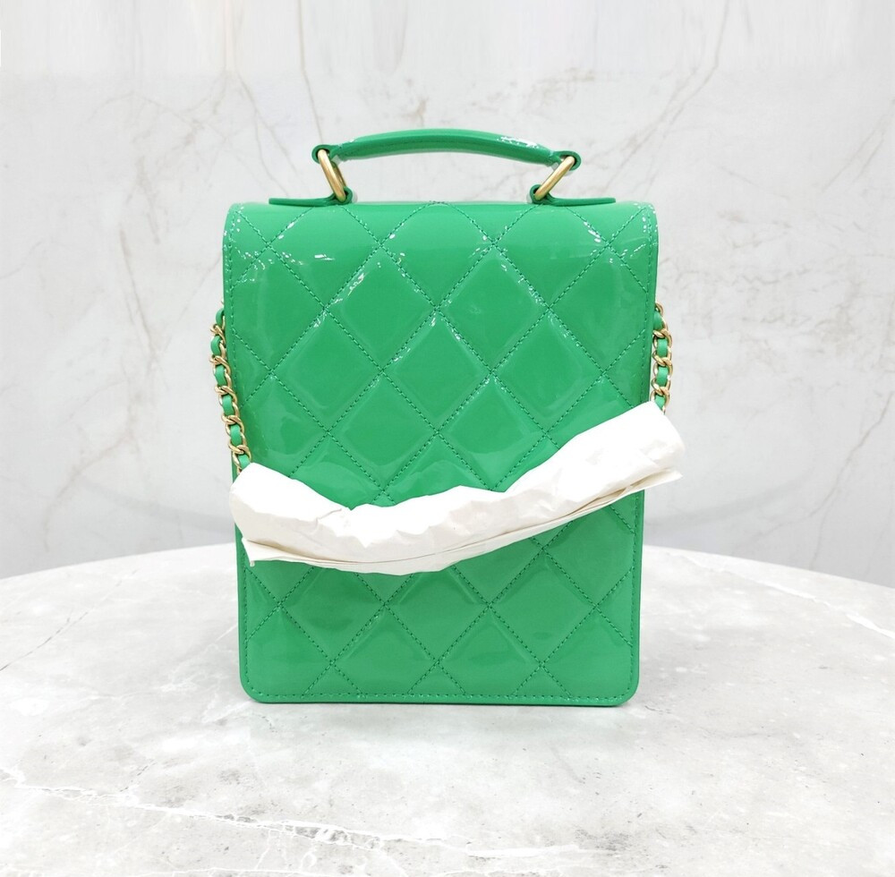 [럭스유] (새상품) 샤넬 그린 페이던트 스몰 플랩백 AS4180