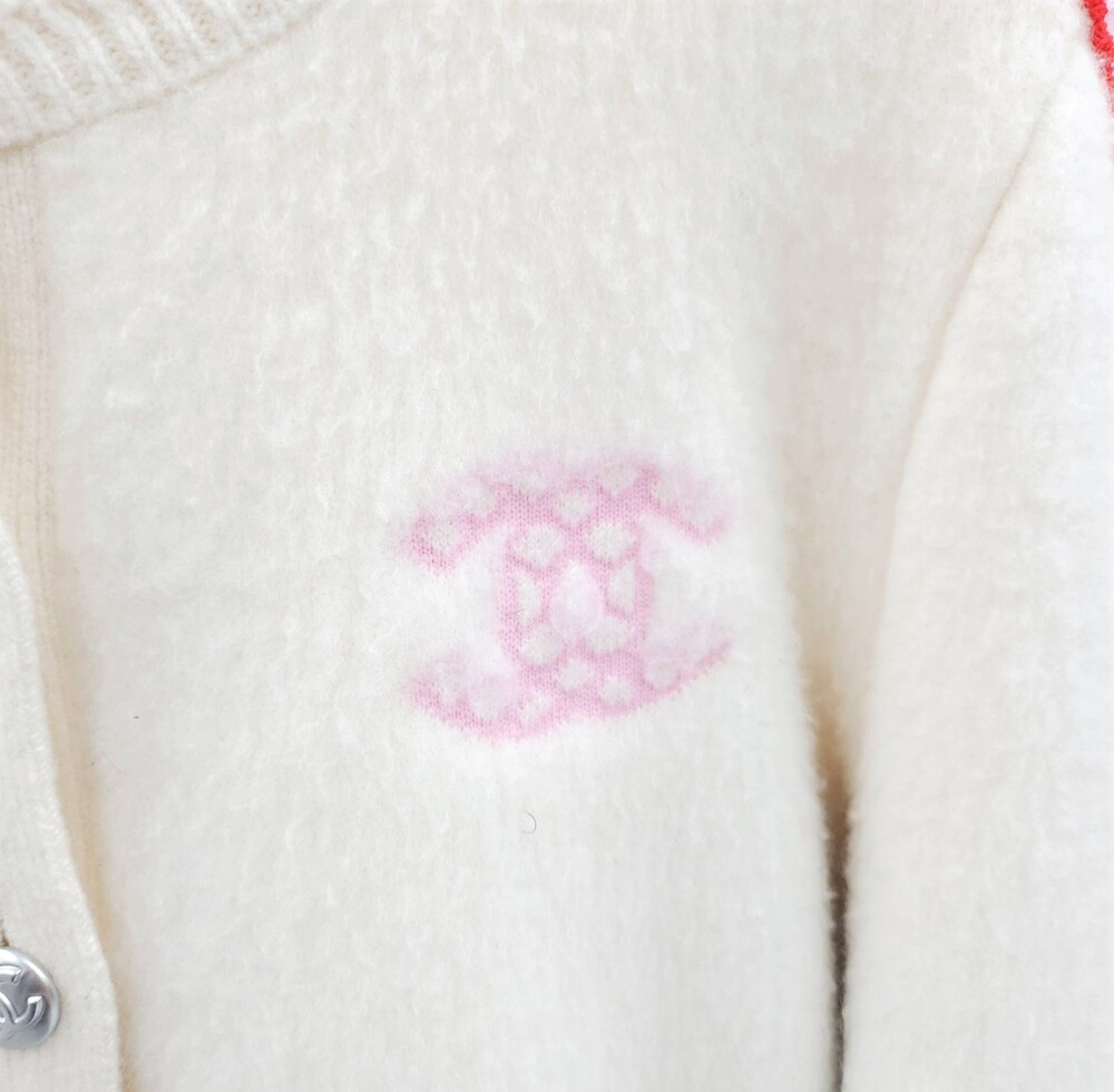 [럭스유] (새상품) 34 / 샤넬 CC로고 버튼 캐시미어 울 가디건 P70776