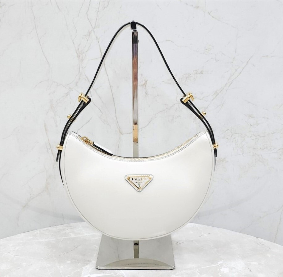 [럭스유] 프라다 아르케 스몰 가죽 숄더백 1BC194