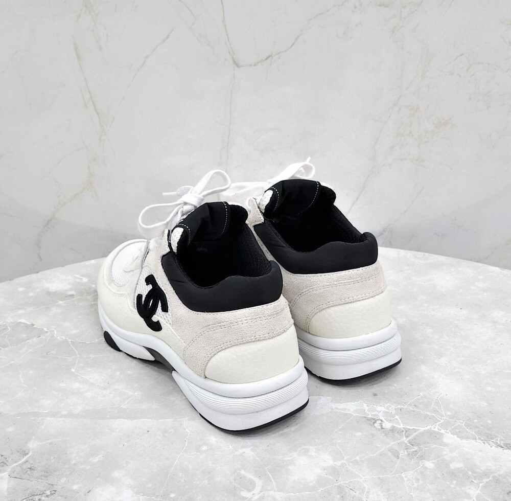 [럭스유] 36.5 / 샤넬 CC로고 화이트 크루즈 스니커즈 G38299