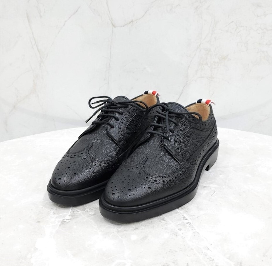 [럭스유] 36 / 톰브라운 여성 페블그레인 레이스업 로퍼 FFO002G