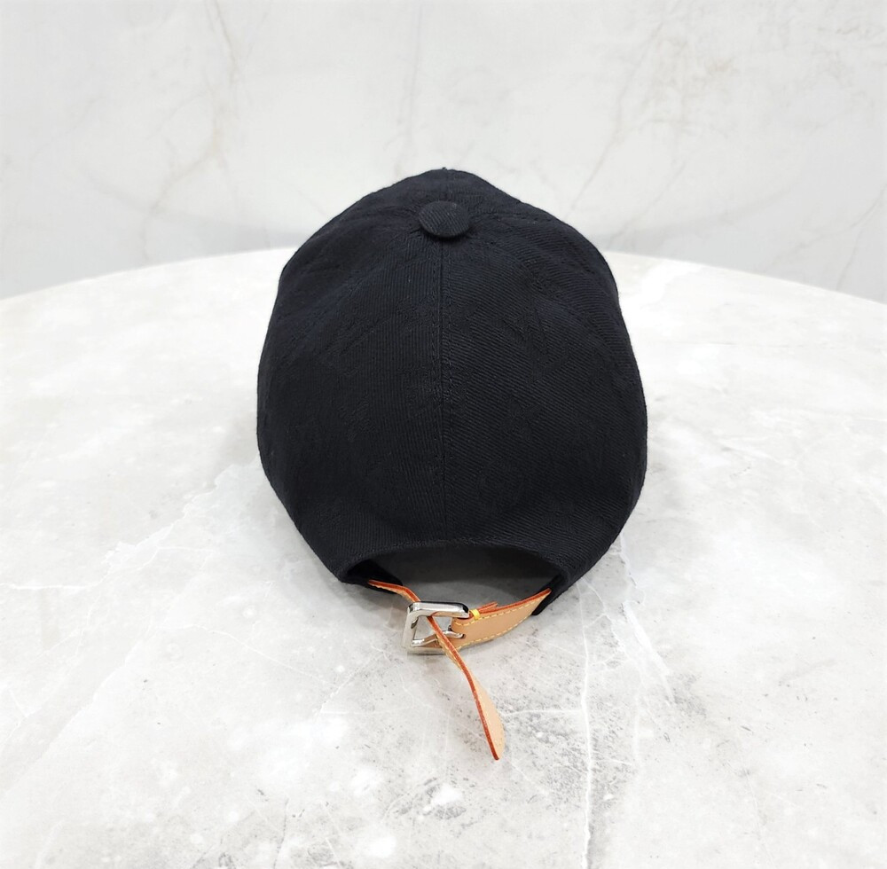 [럭스유] 루이비통 블랙 모노그램 데님 에센셜 볼캡 58
