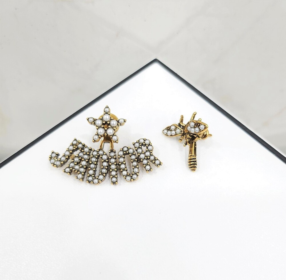 [럭스유] (새상품) 디올 자디올 로고 벌 귀걸이 E0640ADRRS