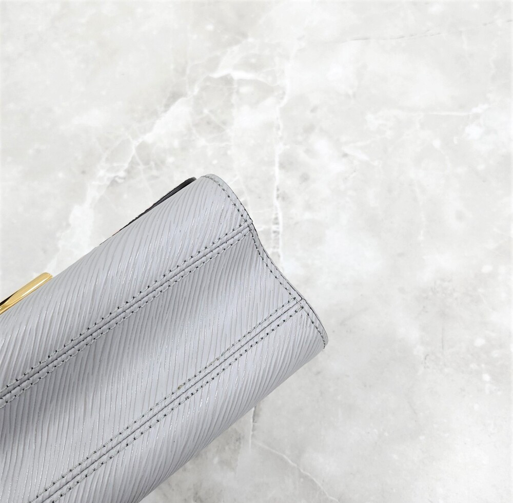 [럭스유] 루이비통 에피 트위스트 캡슐 컬렉션 스티치 크로스백 M58606