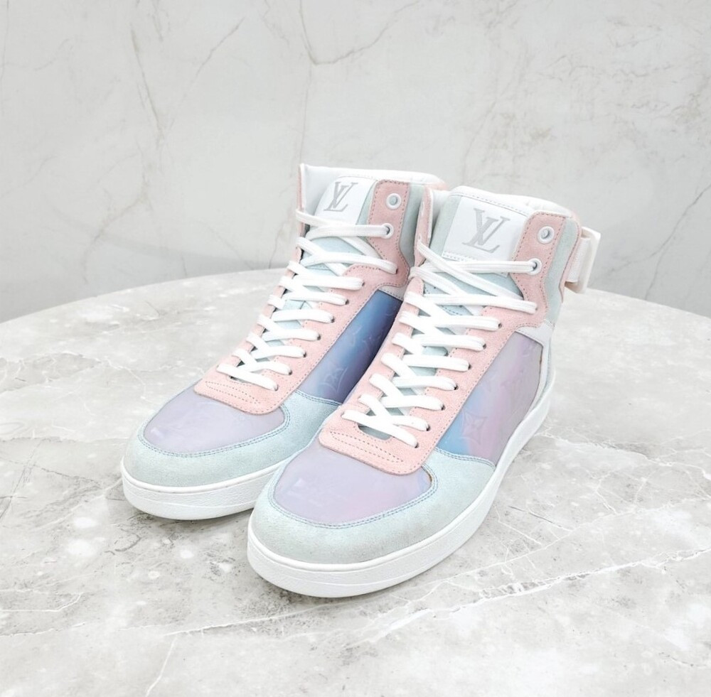 [럭스유] 6 / 루이비통 한정판 프리즘 모노그램 하이 스니커즈