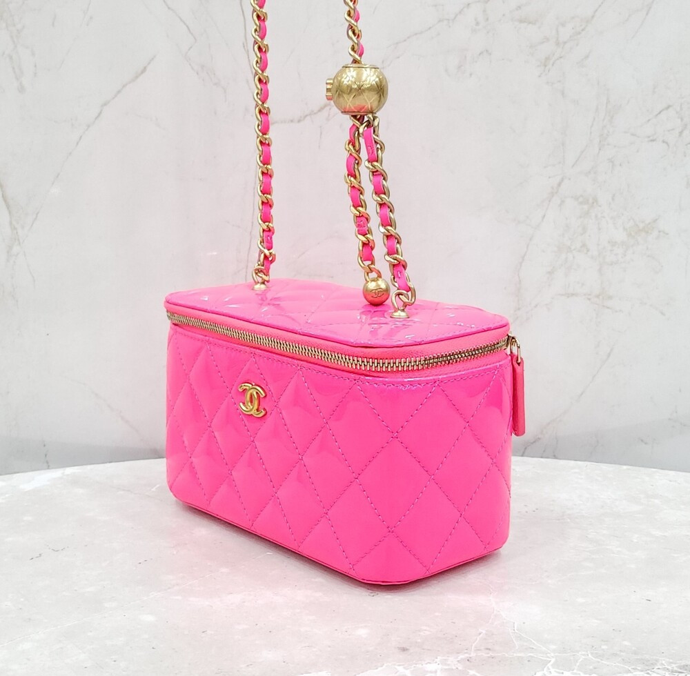 [럭스유] (새상품) 샤넬 페이던트 핑크 골든볼 베니티 코스메틱백