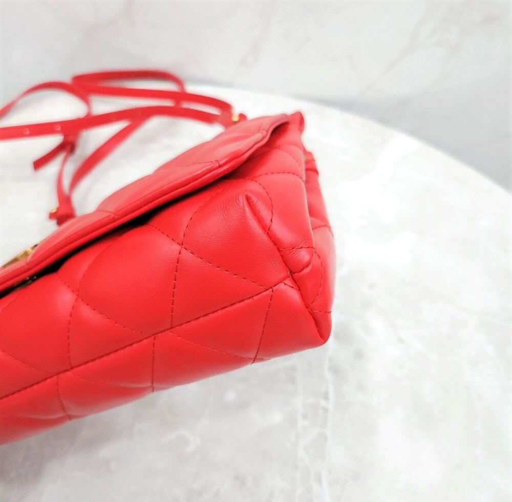 [럭스유] 발렌시아가 B 퀄팅 미디움 레더 숄더백