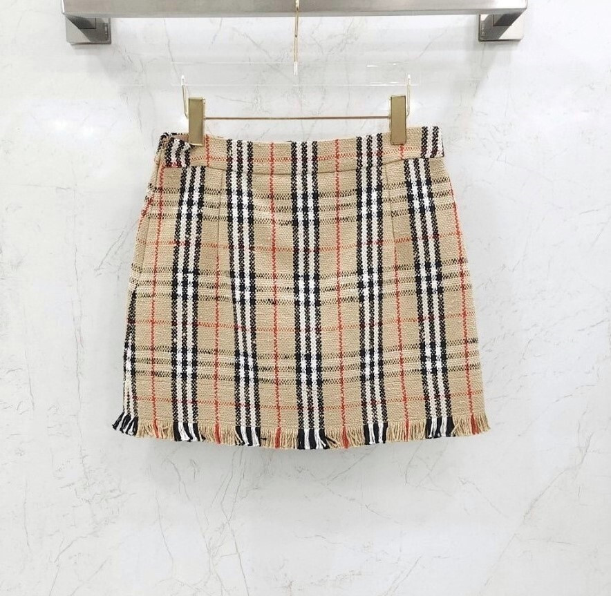 [럭스유] (새상품) 38,42 / 버버리 체크 부클레 자켓 스커트 셋업