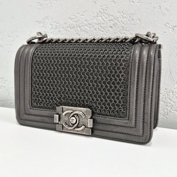 샤넬 한정판 보이백 스몰 빈티지은장 숄더백