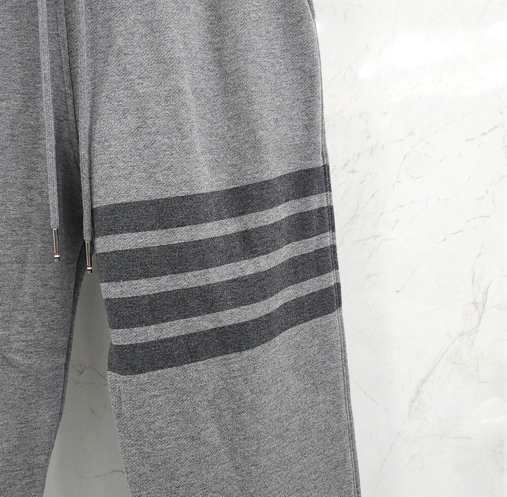 [럭스유] (새상품) 1 / 톰브라운 사선완장 스트라이프 조거 팬츠 MJQ008A