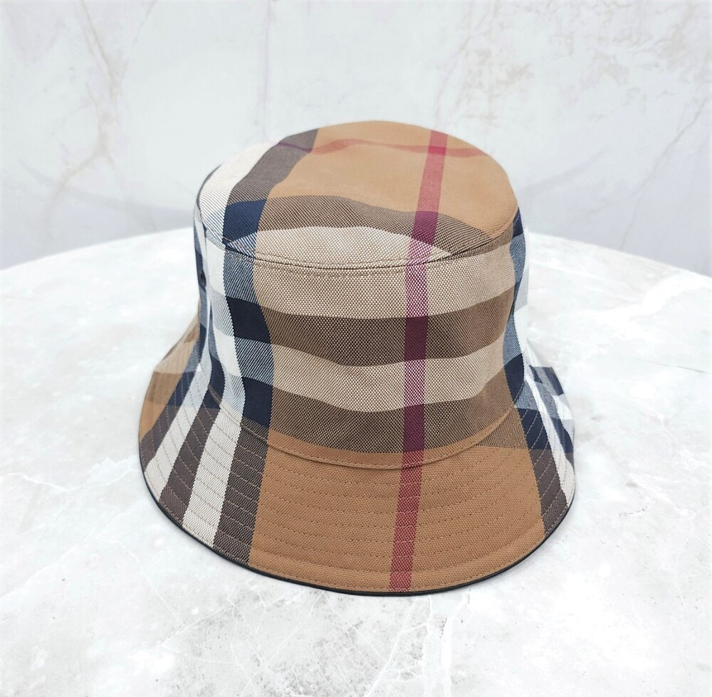 [럭스유] 버버리 체크 버킷햇 XL 8041616