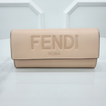 [미다스] 펜디 콘티넨탈 엠보싱 로고 장지갑 8M0251