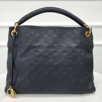 [미다스] 루이비통 앗치 MM 앙프렝뜨 숄더백 다크네이비 M93448