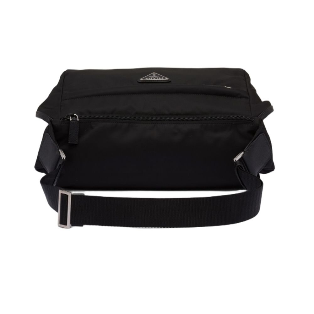 프라다 리나일론 삼각로고 바이커백 블랙 M 2VH994 2DMG F0002