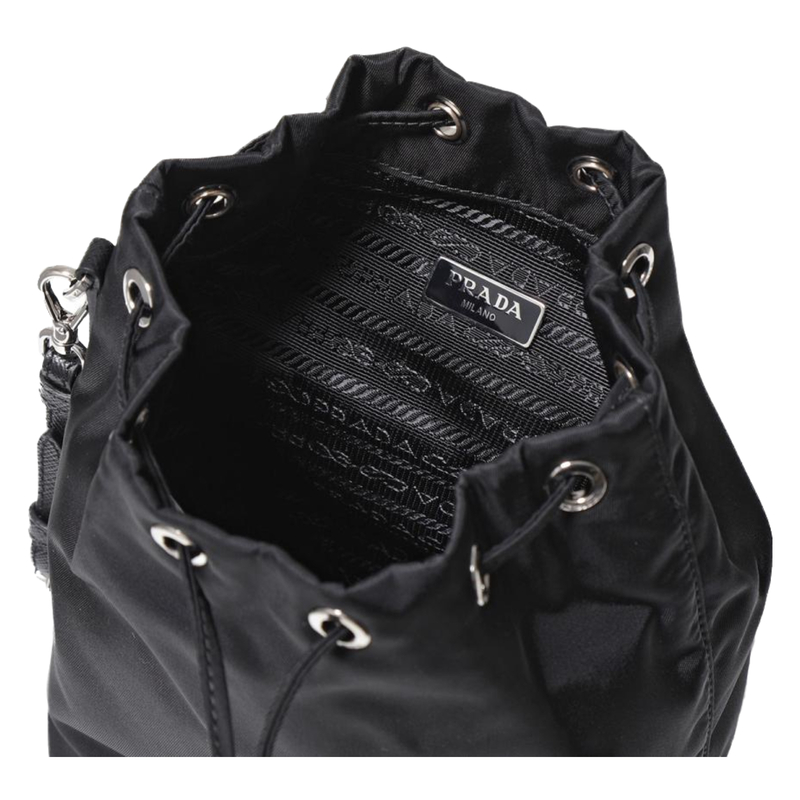 프라다 삼각로고 스트랩 파우치 블랙 1NS369 R067 F0002