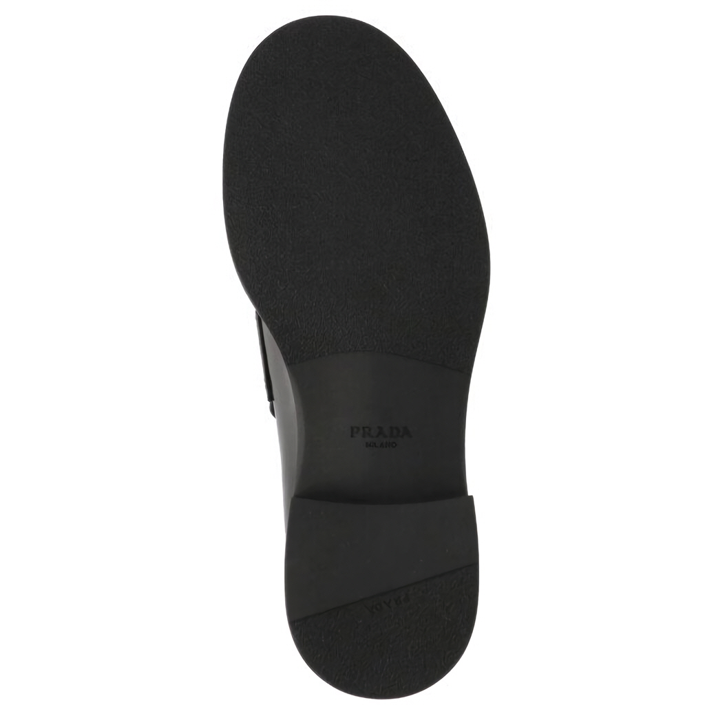 프라다 초콜릿 브러시드 로퍼 블랙 2DE127 055 F0002