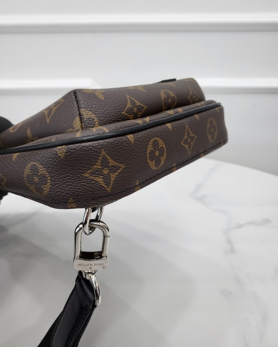 [미다스] 루이비통 모노그램 에비뉴 슬링백 M46327 내장칩