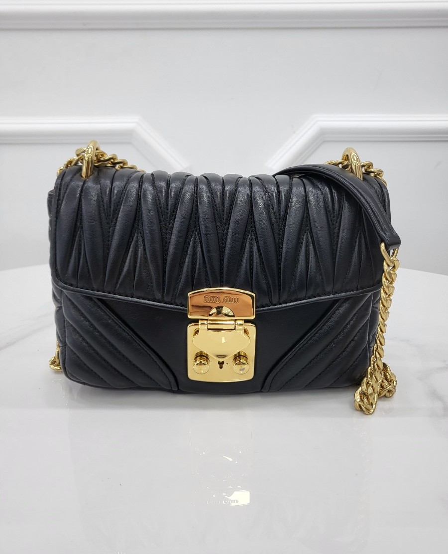 [미다스] 미우미우 마틀라세 나파 체인 플랩 숄더백 5BD224