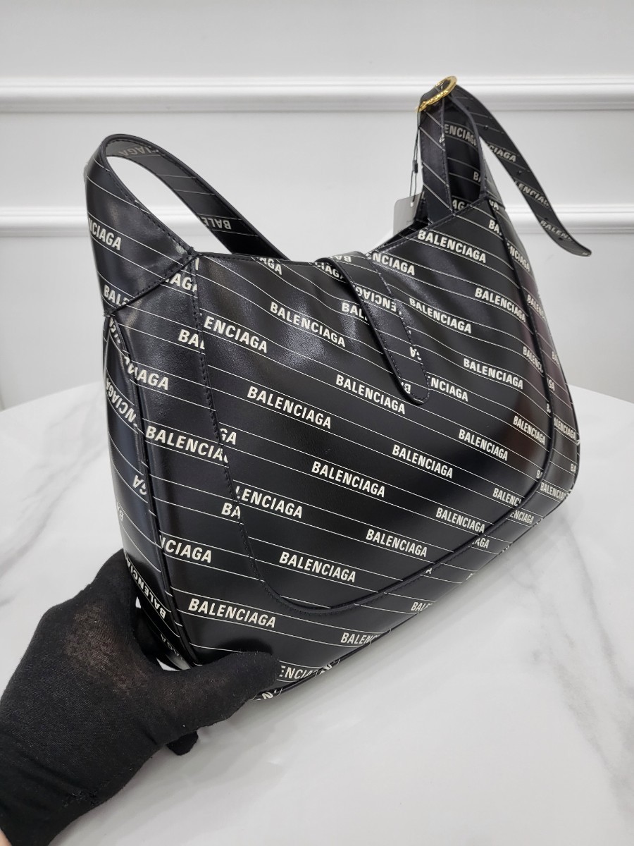 [미다스] 구찌 발렌시아가 해커 프로젝트 재키 숄더백 미디움 636712