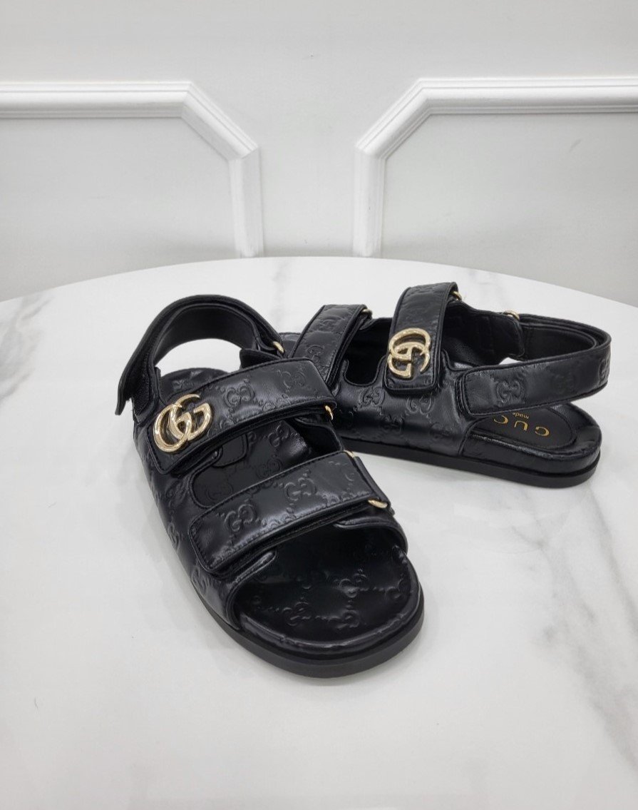 [미다스] 25SS 구찌 GG 벨크로 스트랩 샌들 816625 38