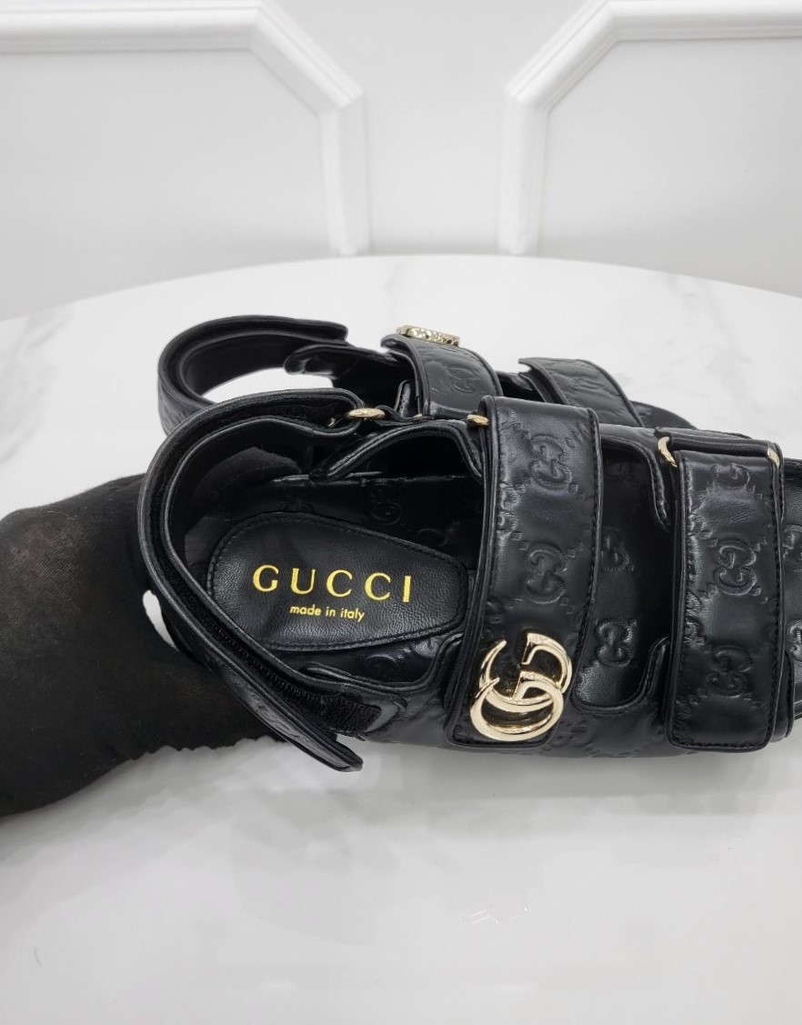 [미다스] 25SS 구찌 GG 벨크로 스트랩 샌들 816625 38