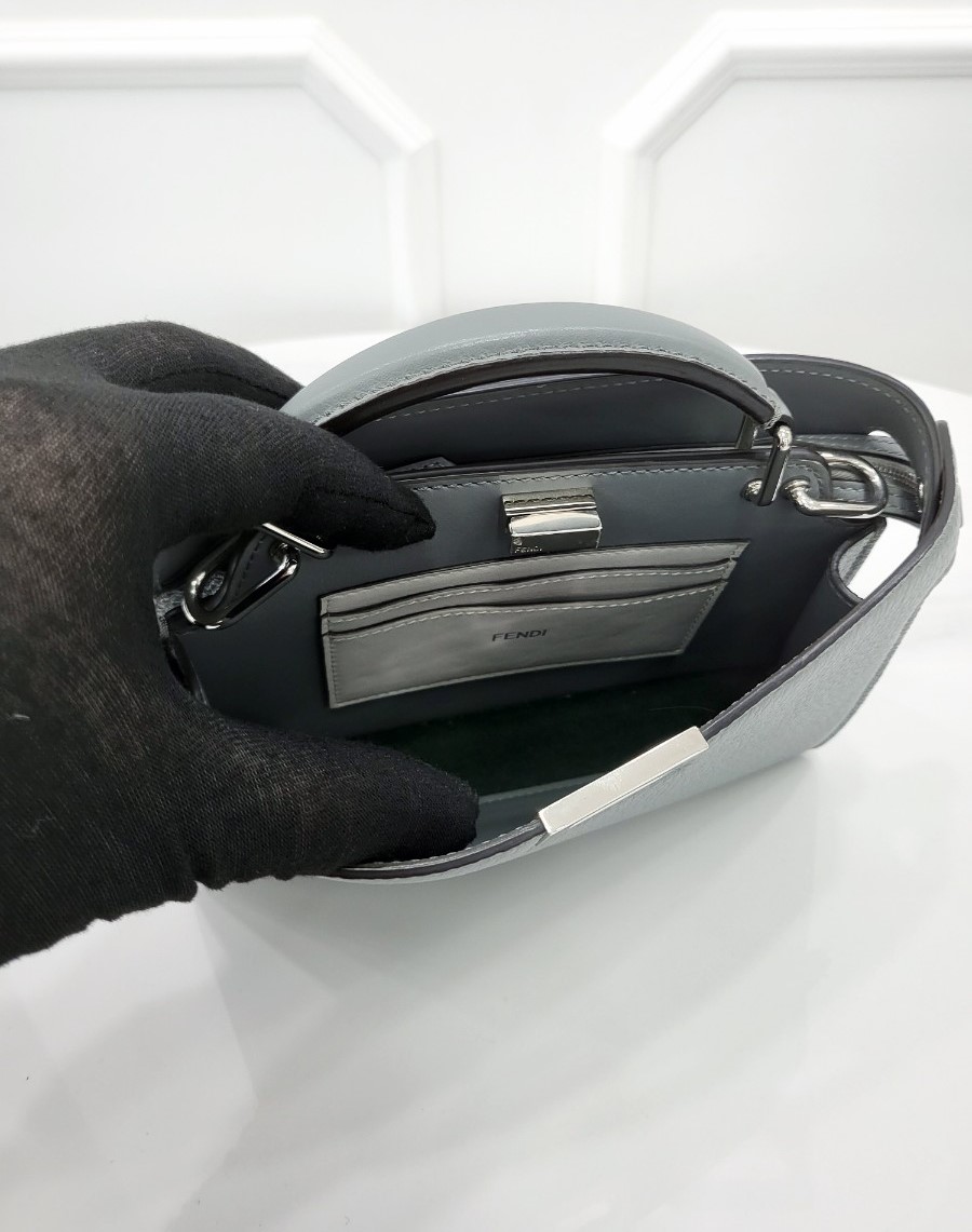 [미다스] 펜디 피카부 아이씨유 엑스 크로스백 그레이 7VA582