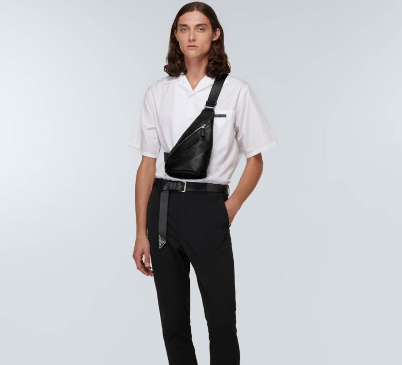 [미다스] 프라다 로고 레더 슬링백 2VZ098