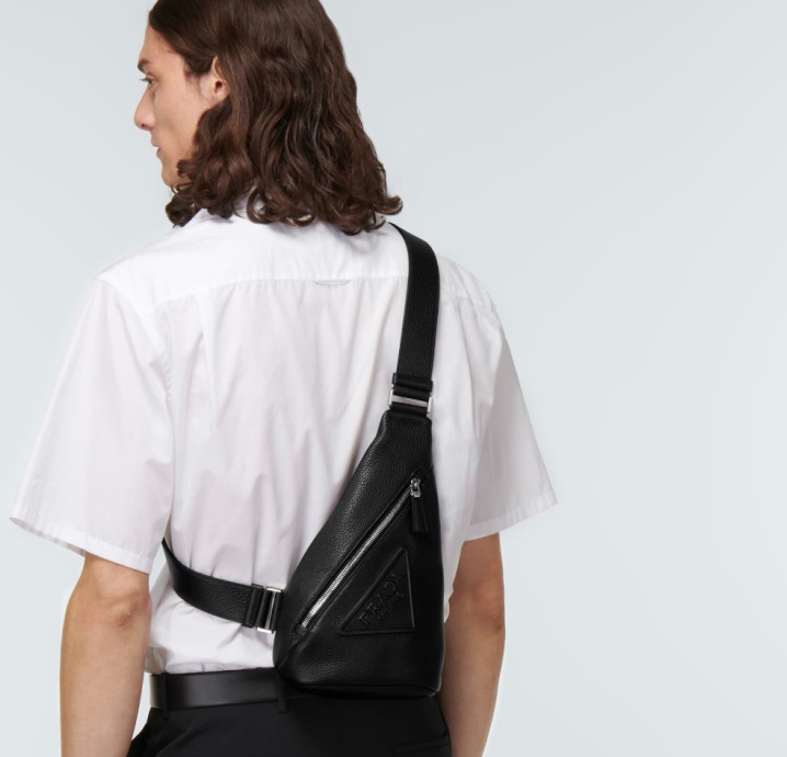 [미다스] 프라다 로고 레더 슬링백 2VZ098