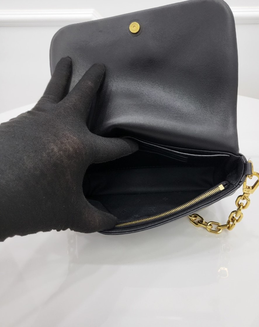 [미다스] 루이비통 버블그램 월렛 온 스트랩 숄더백 M81398