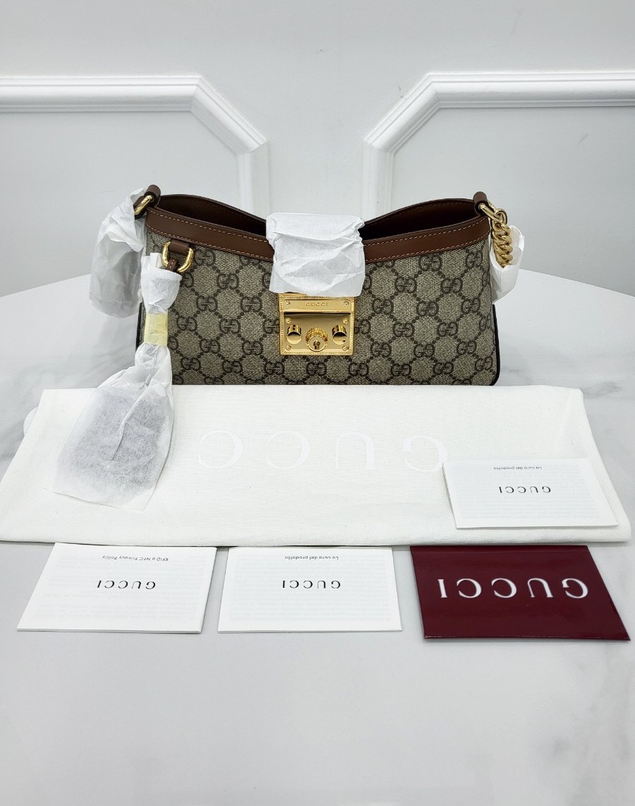 [미다스] 구찌 GG 수프림 패들락 스몰 숄더백 811705 새상품