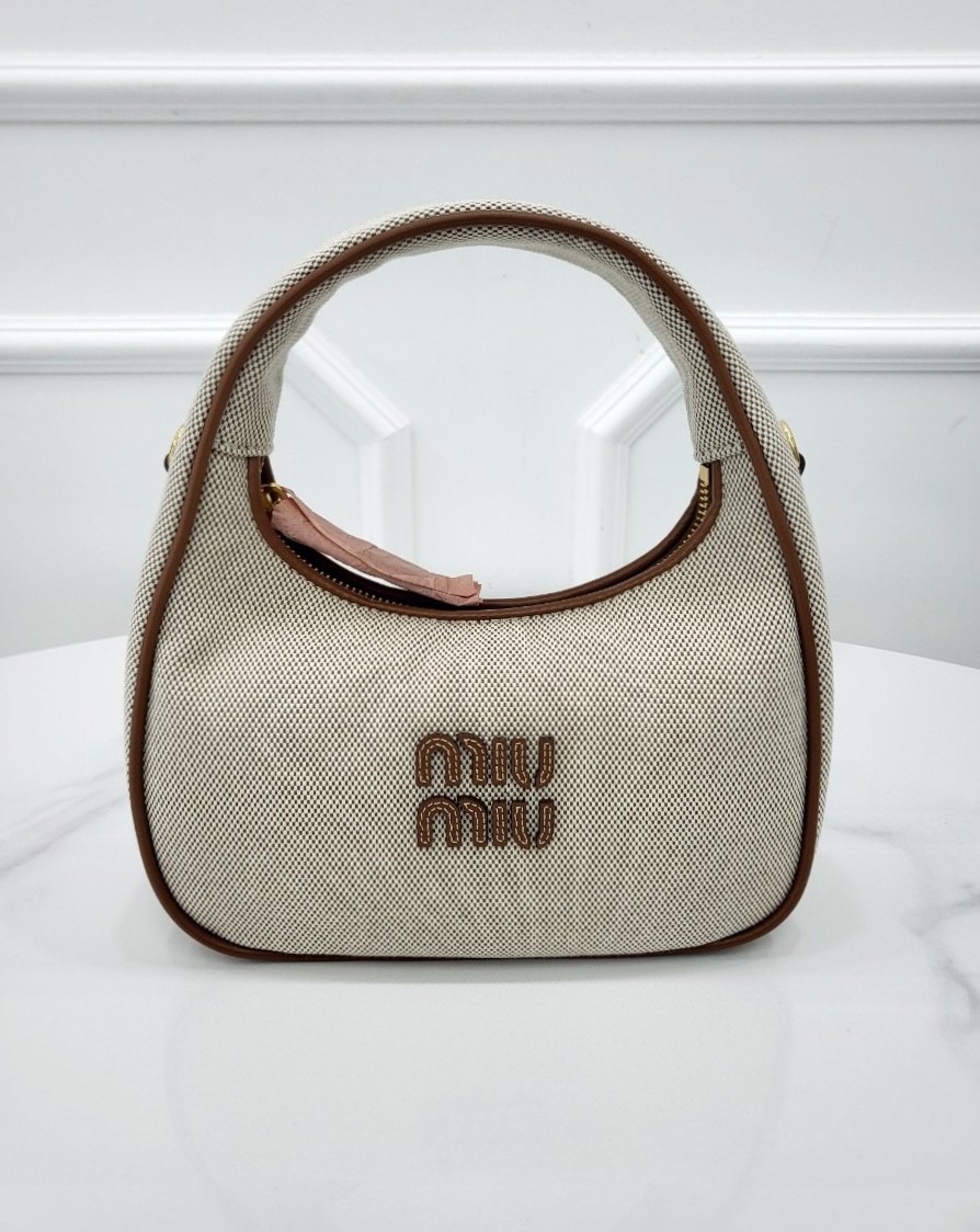 [미다스] 미우미우 완더 캔버스 호보백 5BC125 새상품