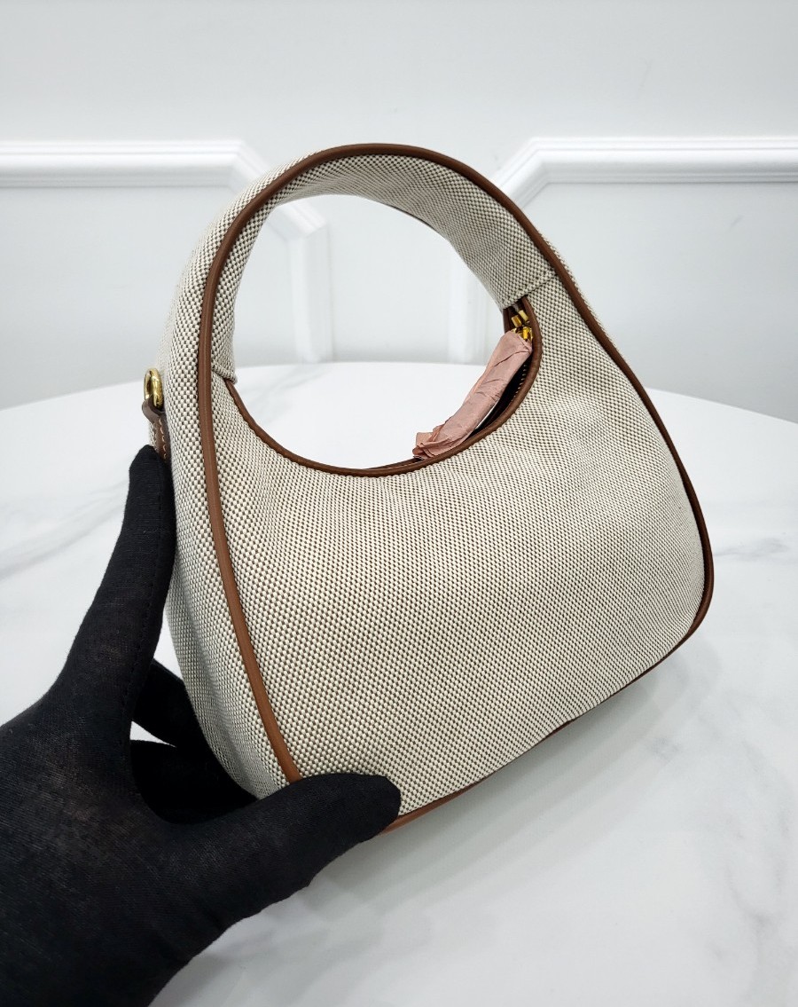 [미다스] 미우미우 완더 캔버스 호보백 5BC125 새상품